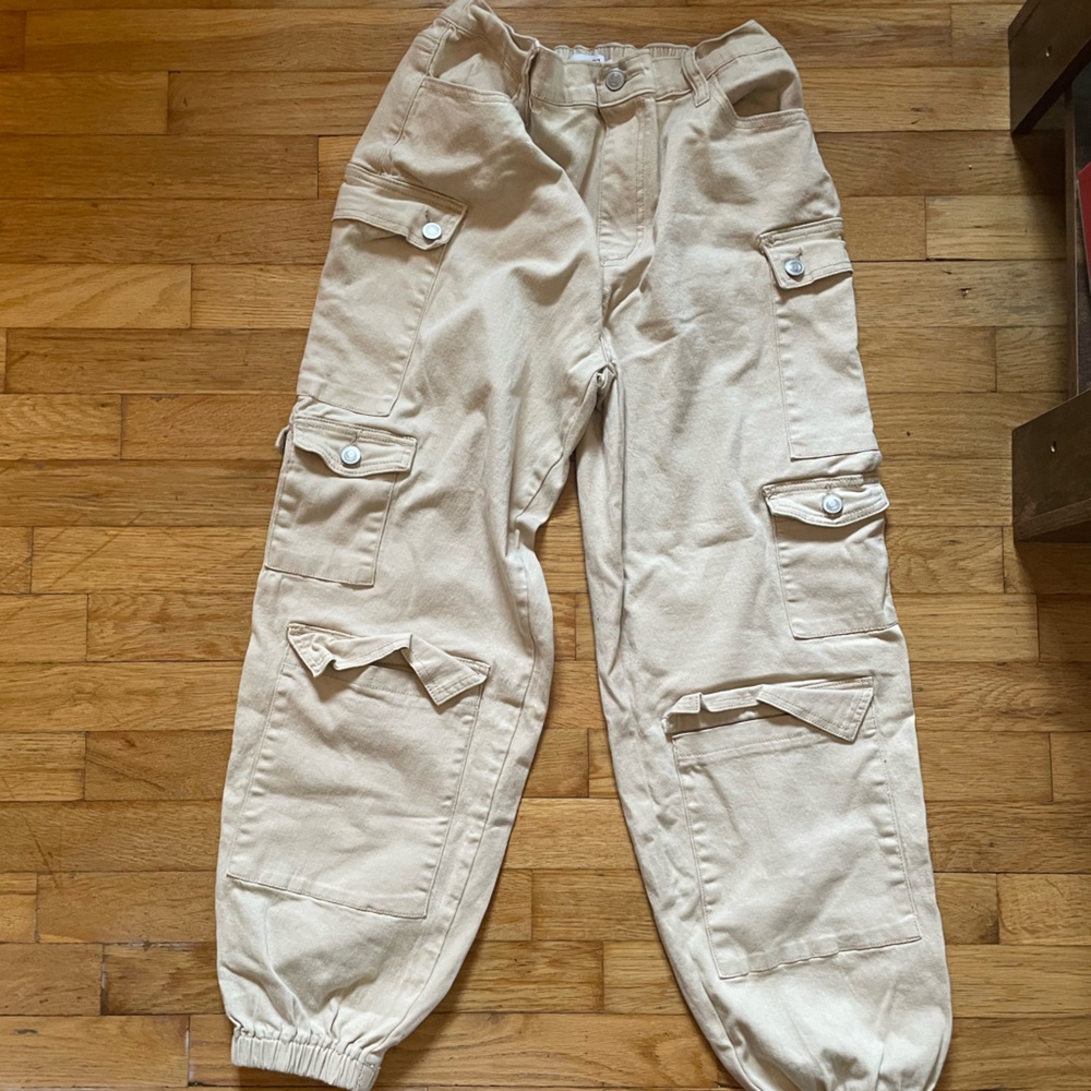 Women’s Tan Cargo Pants